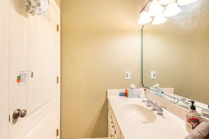 City Chic Private Room & Bath Атланта Экстерьер фото